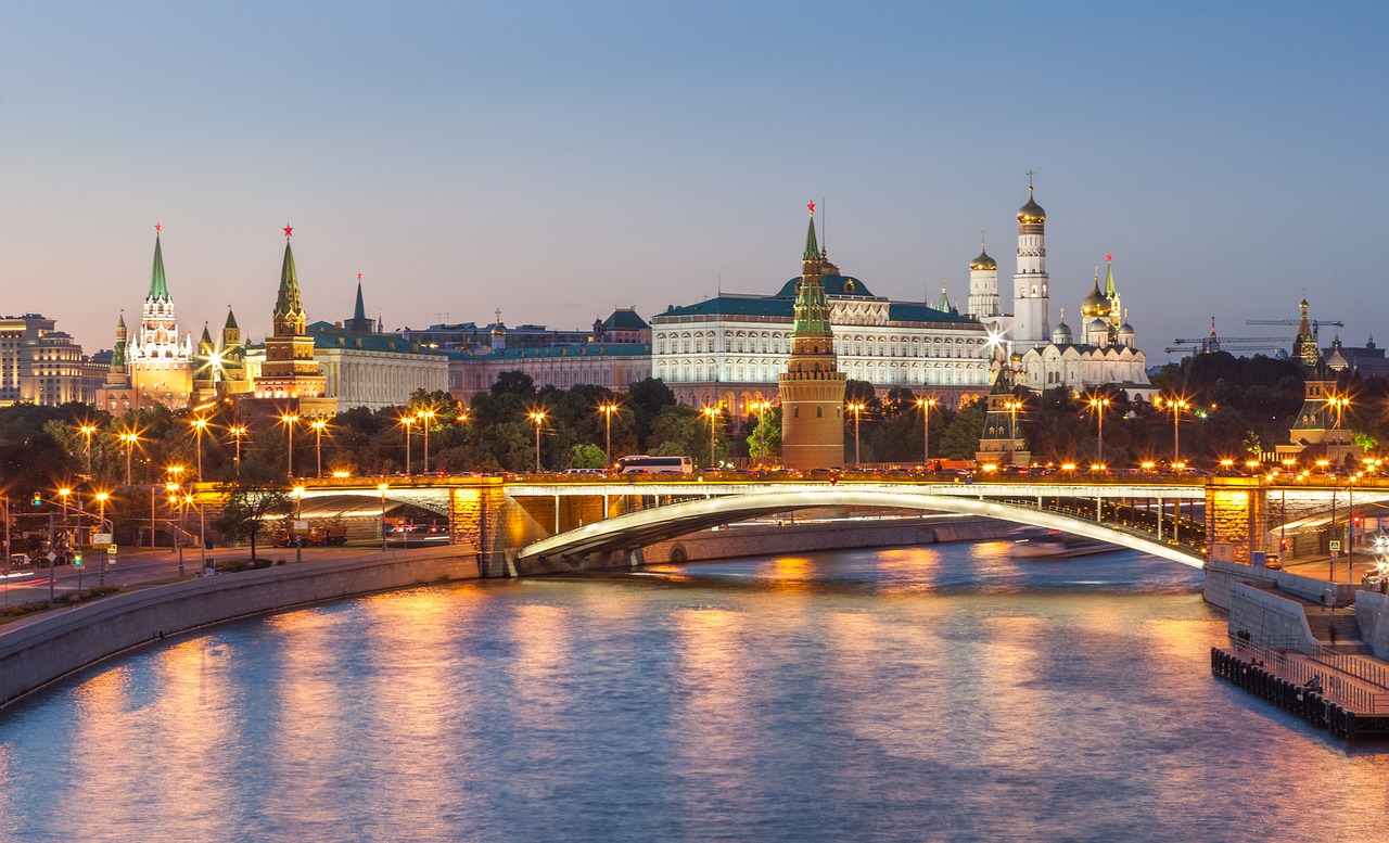 Moskva i Sankt Peterburg